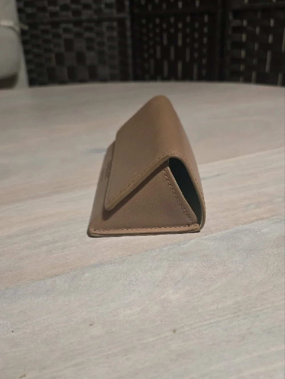 Burberry Tan Leather Foldable Eyeglasses Sunglasses Case Logo